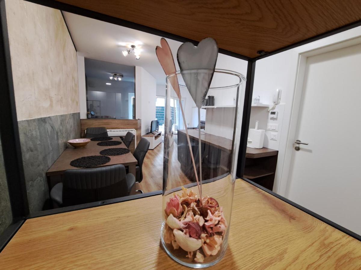 Stunning New Apartment With Free Parking Near City Centre ลูบลิยานา ภายนอก รูปภาพ